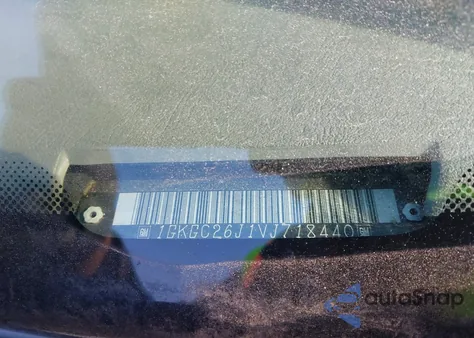 1997 GMC Suburban 2500 Sl z USA, uszkodzony, nr VIN 1GKGC26J1VJ718440